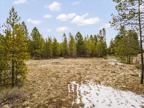 52420 Doe Ln, La Pine, OR 97739 photo 9