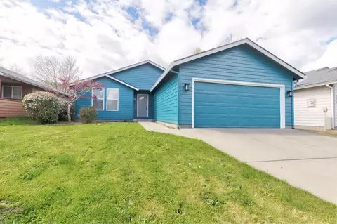 618 SW Larch Rd, Grants Pass, OR 97526