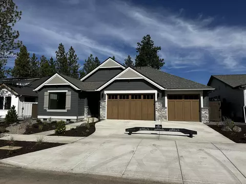 1461 NW Ochoa Dr, Bend, OR 97703