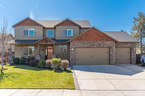 2180 NW Redwood Ave, Redmond, OR 97756