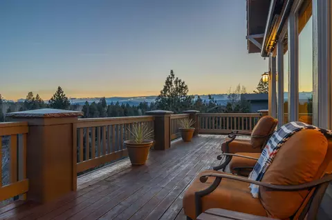 Exterior - 58 NW Skyliner Summit Loop, Bend, OR 97703 photo 13 of 23