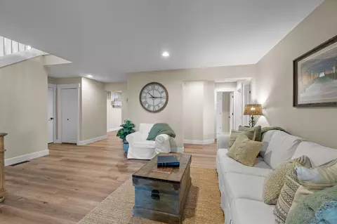 Living - 58 NW Skyliner Summit Loop, Bend, OR 97703 photo 6 of 7