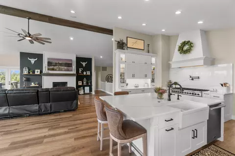 Kitchen - 58 NW Skyliner Summit Loop, Bend, OR 97703 photo 1 of 8
