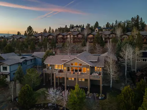 Exterior - 58 NW Skyliner Summit Loop, Bend, OR 97703 photo 16 of 23