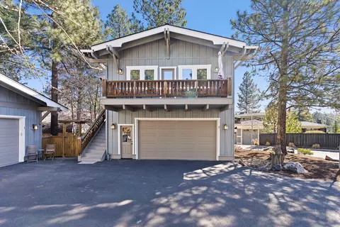 Exterior - 2204 NW High Lakes Loop, Bend, OR 97703 photo 9 of 10
