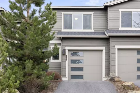 2367 NW Debron Ln, Bend, OR 97703