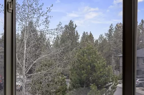 2367 NW Debron Ln, Bend, OR 97703 photo 20