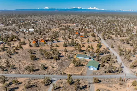 View/Area - 62845 Deschutes, Bend, OR 97701 photo 1 of 3