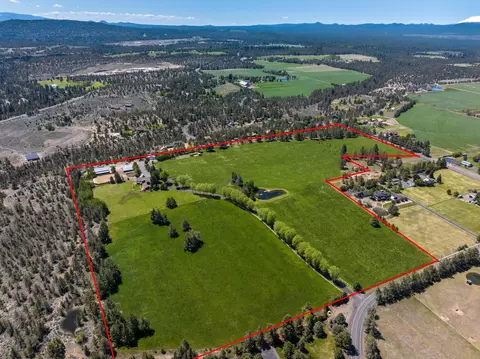 View/Area - 64440 Bailey Rd, Bend, OR 97703 photo 16 of 27