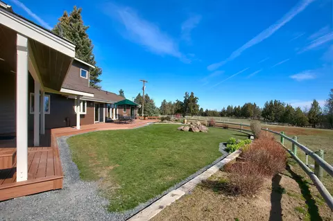 Exterior - 64440 Bailey Rd, Bend, OR 97703 photo 8 of 25