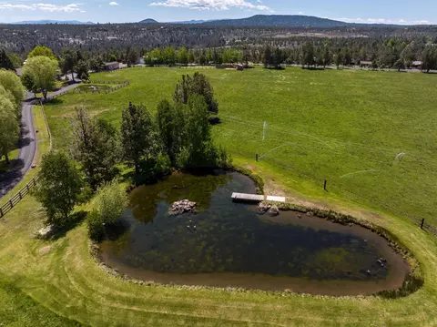 View/Area - 64440 Bailey Rd, Bend, OR 97703 photo 26 of 27