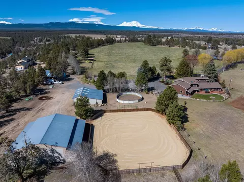 View/Area - 64440 Bailey Rd, Bend, OR 97703 photo 13 of 27
