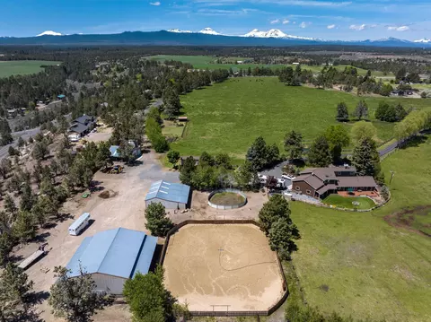 View/Area - 64440 Bailey Rd, Bend, OR 97703 photo 24 of 27