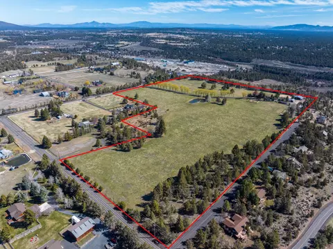 View/Area - 64440 Bailey Rd, Bend, OR 97703 photo 19 of 27