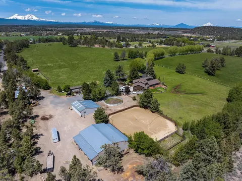 View/Area - 64440 Bailey Rd, Bend, OR 97703 photo 23 of 27