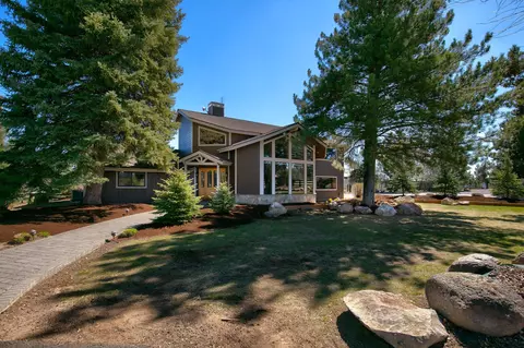 Exterior - 64440 Bailey Rd, Bend, OR 97703 photo 4 of 25