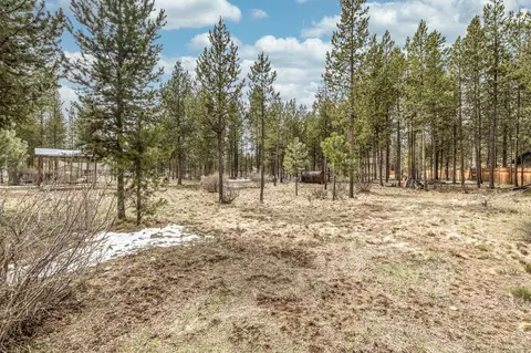 17342 Canvas Back Dr, Bend, OR 97707 photo 4