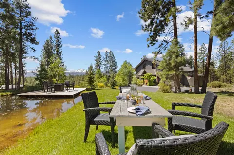 70950 Indian Ford Rd, Sisters, OR 97759