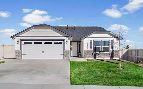 3845 SW Lava Pl NW #65, Redmond, OR 97756