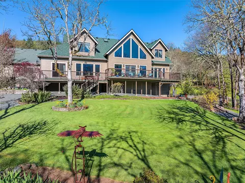 401 Wildrose Ln, Grants Pass, OR 97527