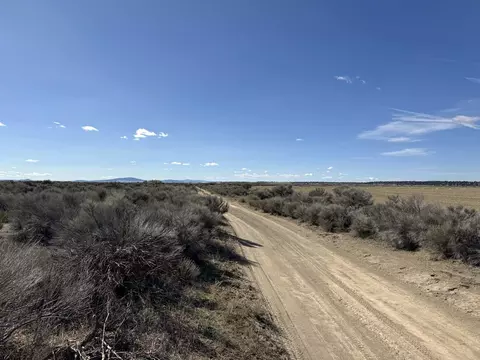 north star lane, Christmas Valley, OR 97641