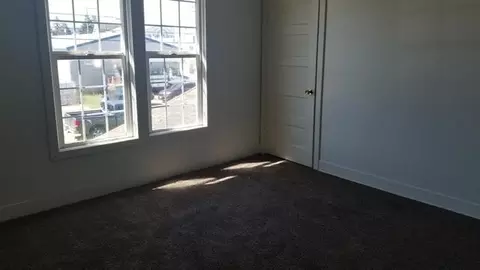Bedroom - 619 Ash St, Myrtle Point, OR 97458 photo 5 of 5