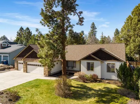 Exterior - 61213 Ridgewater Loop, Bend, OR 97702 photo 7 of 19