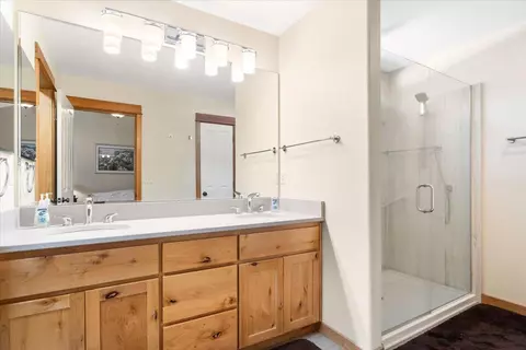 Bath - 61213 Ridgewater Loop, Bend, OR 97702 photo 1 of 3