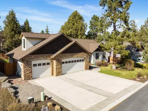 Exterior - 61213 Ridgewater Loop, Bend, OR 97702 photo 5 of 19