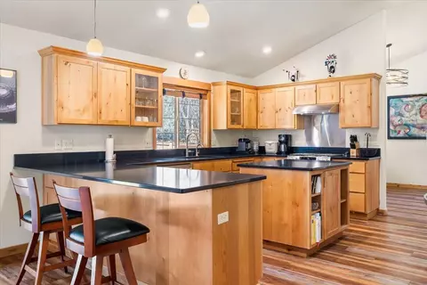 Kitchen - 61213 Ridgewater Loop, Bend, OR 97702 photo 1 of 9