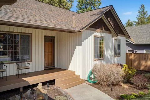 Exterior - 61213 Ridgewater Loop, Bend, OR 97702 photo 14 of 19