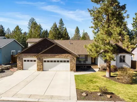 Exterior - 61213 Ridgewater Loop, Bend, OR 97702 photo 6 of 19