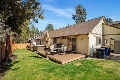 Exterior - 61213 Ridgewater Loop, Bend, OR 97702 photo 15 of 19