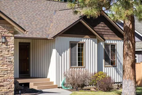 Exterior - 61213 Ridgewater Loop, Bend, OR 97702 photo 10 of 19