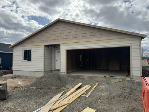 7909 Jacqueline Way, White City, OR 97503