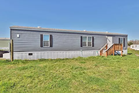 135 N Phoenix Hwy #42, Medford, OR 97501