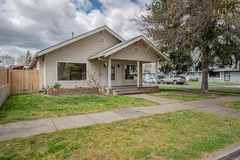 202 S Orange St, Medford, OR 97501