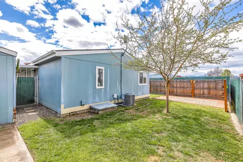 2245 Evan Way, Central Point, OR 97502 photo 33