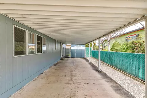 2245 Evan Way, Central Point, OR 97502 photo 7