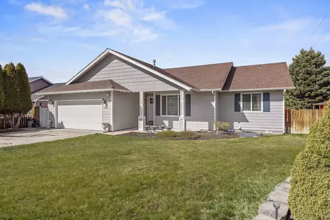 Exterior - 3002 Paramont St, Klamath Falls, OR 97603 photo 5 of 16