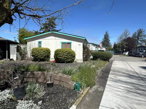 740 Kala Renee, Medford, OR 97501