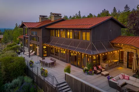 3449 NW Greenleaf Way, Bend, OR 97703