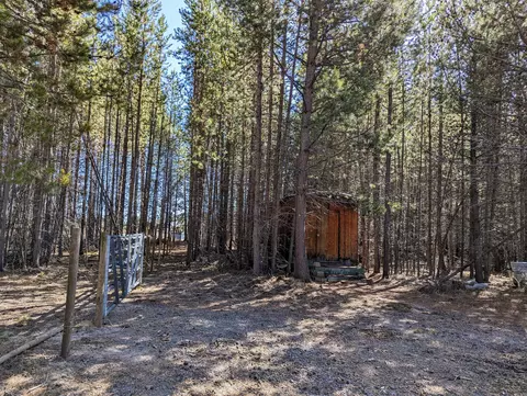 53747 Bridge Dr, La Pine, OR 97739 photo 6