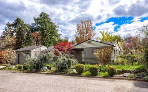 1402 Reddy Ave, Medford, OR 97504