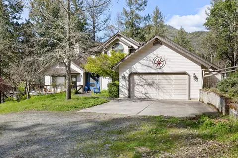 1360 China Gulch Rd, Jacksonville, OR 97530