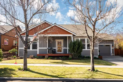 20717 Snow Peaks Dr, Bend, OR 97701