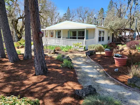 2764 Caves Hwy Hwy, Cave Junction, OR 97523