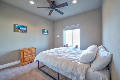 Bedroom - 23977 Rickard Rd, Bend, OR 97702 photo 5 of 7