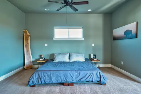 Bedroom - 23977 Rickard Rd, Bend, OR 97702 photo 2 of 7