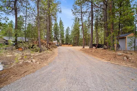 16319 Black Tail Ln, Bend, OR 97707 photo 13